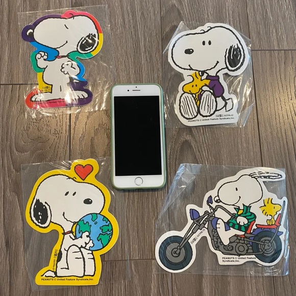 Lot of 4pcs - 90s peanuts sticker (3 for $30) - Picture 1 of 1